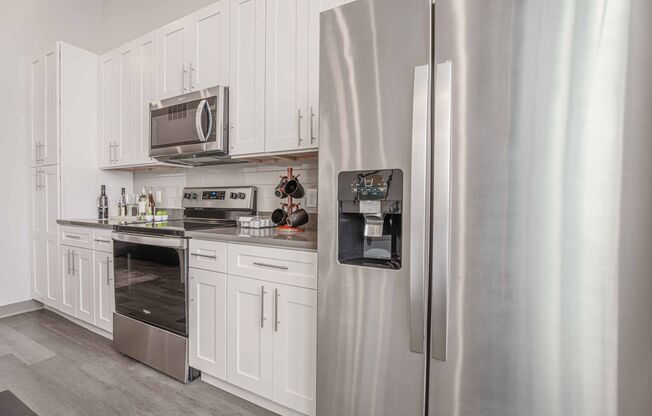 1 bed, 1 bath, 725 sqft, $1,610, Unit A111