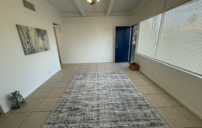 2 Bed 1 Bath Spacious Apartment