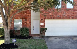 3 beds, 2.5 baths, $2,200