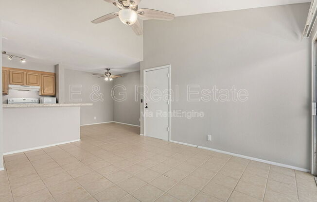 2 beds, 2 baths, 864 sqft, $1,450, Unit F202