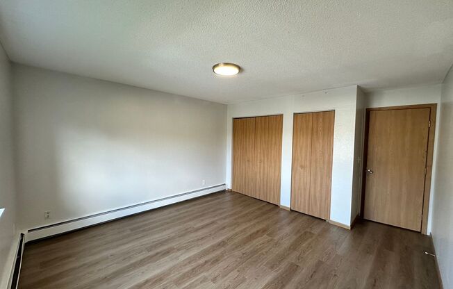2 beds, 1 bath, 1,100 sqft, $1,495, Unit 44-201