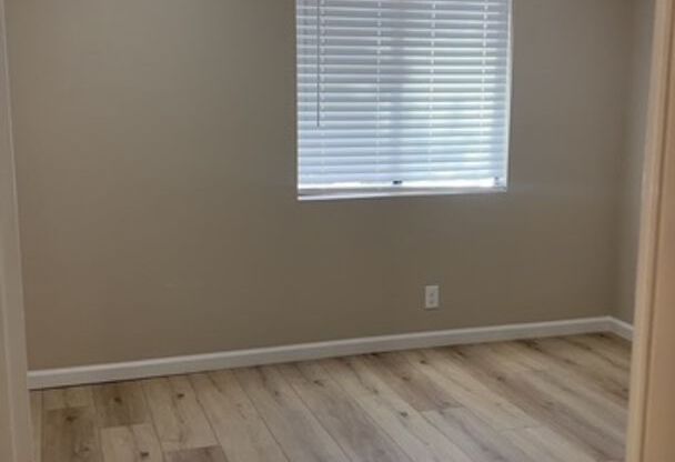 1 bed, 1 bath, 680 sqft, $1,200, Unit 260
