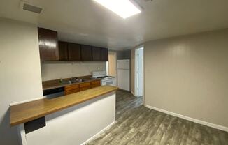 880 Yates St Unit B