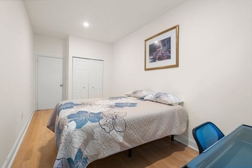 2 beds, 1 bath, 1,165 sqft, $4,000, Unit 304