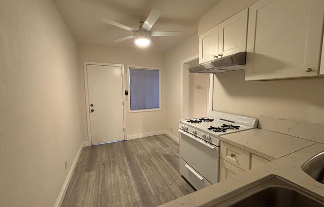 Studio, 1 bath, 450 sqft, $1,900, Unit 6769 Atoll Ave