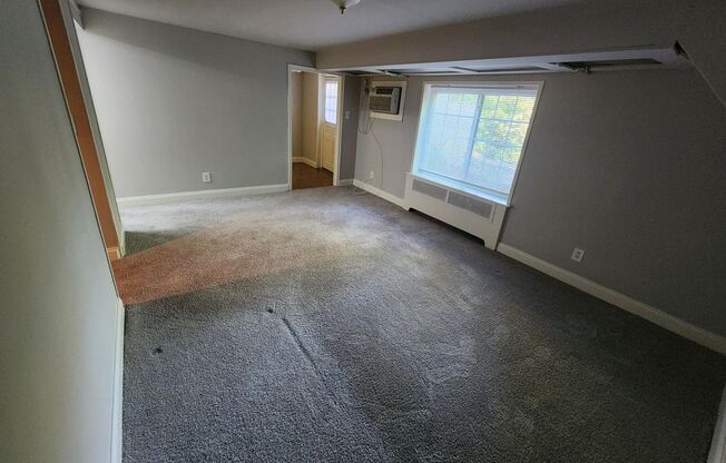 1 bed, 1 bath, 663 sqft, $1,500, Unit D-K1