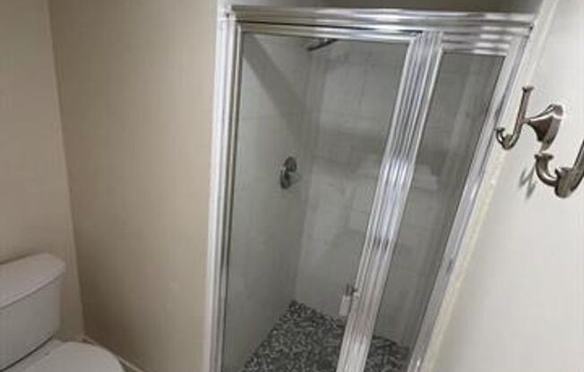 2 beds, 2 baths, $3,500, Unit # 2303