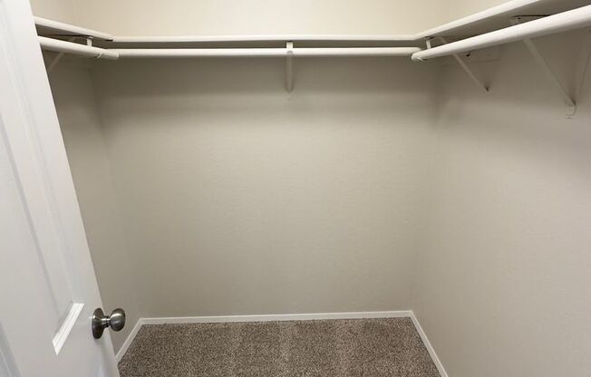 1 bed, 1 bath, 723 sqft, $1,595, Unit C10