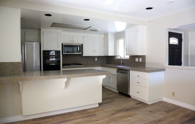 4 Bed, 2 Bath Single Story Home Available NOW in Tustin!