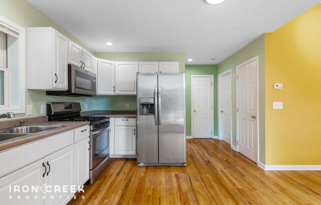 Charming Three-Bedroom Home with Solar Power and Fenced Yard in Asheville