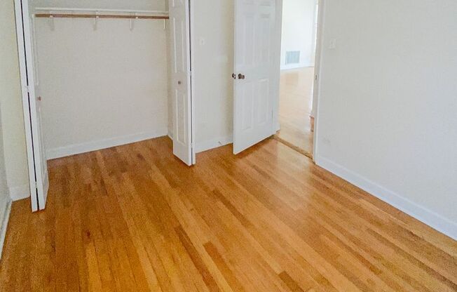 2 beds, 1 bath, 725 sqft, $2,750, Unit 851-1N
