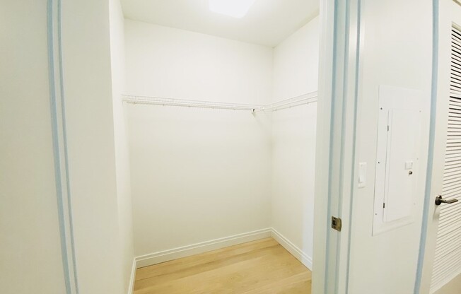 Studio, 1 bath, 525 sqft, $3,900, Unit 721
