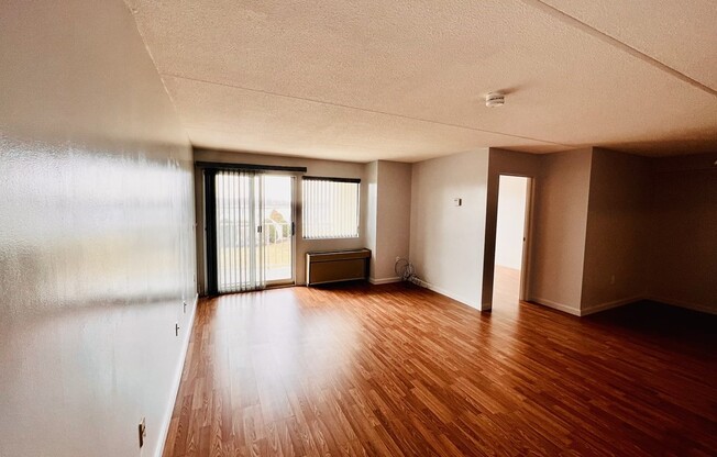 2 beds, 2 baths, 1,062 sqft, $2,700, Unit 205