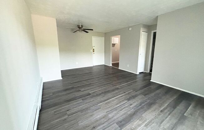 1 bed, 1 bath, 560 sqft, $815, Unit 725-25