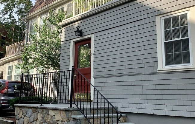 15 BRAEMORE RD