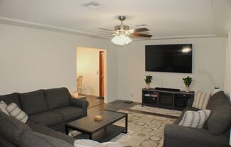 2 beds, 2 baths, $2,450