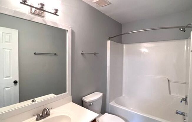1950 Trailwood Heights Ln #303 Raleigh, NC 27603