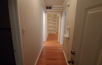 1 bed, 1 bath, 700 sqft, $1,295, Unit Apt 3