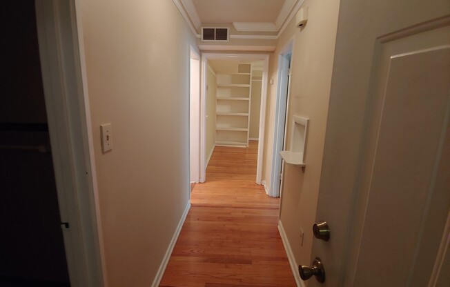 1352 North Ave