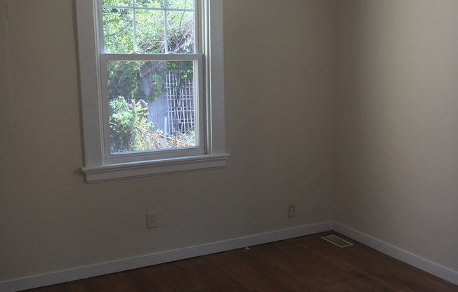 Charming Colonial on Corner Lot  in Northside