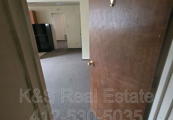 121 LEBANON BLVD 2