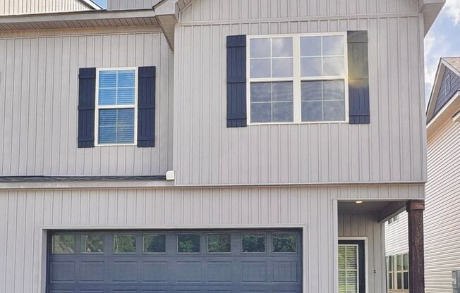 Modern 3BR/2.5BA Home Near LSU - Double Garage, Washer/Dryer & Lawn Care Included | Small Pets Welcome