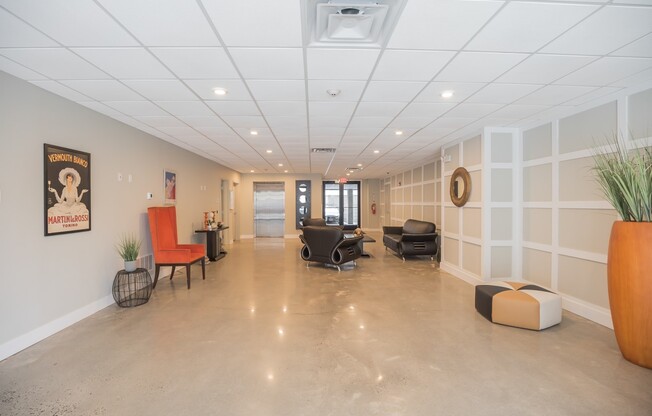 Studio, 1 bath, 575 sqft, $1,375, Unit Unit 207