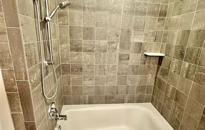 1 bed, 1 bath, $2,995, Unit 720