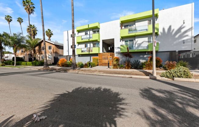 Studio, 1 bath, 350 sqft, $1,495, Unit Unit #21