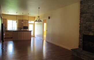 3 beds, 2 baths, $2,495