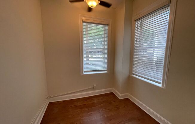2 beds, 1 bath, $2,150, Unit Unit 15B
