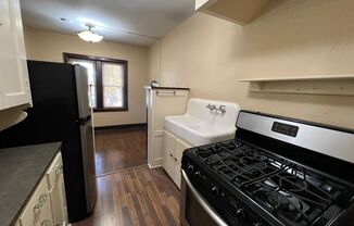 1 bed, 1 bath, 650 sqft, $895, Unit Unit 206 A650