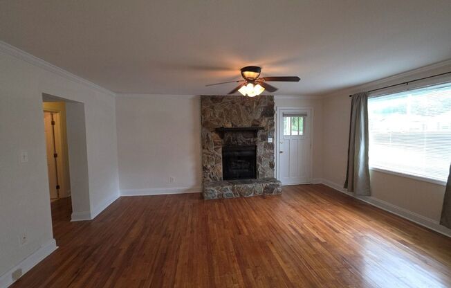 356 Melbourne Court