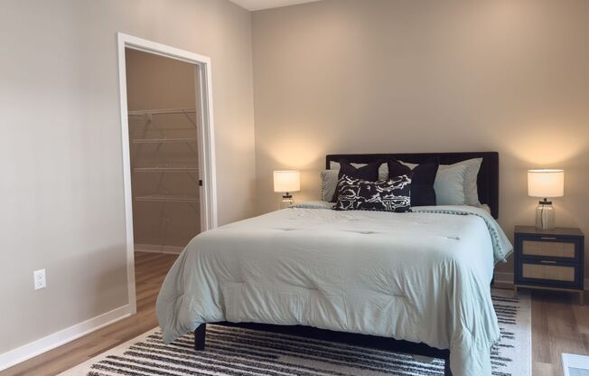 2 beds, 2.5 baths, 1,381 sqft, $2,599, Unit 4321-4