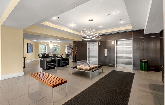 1 bed, 1 bath, 684 sqft, $2,450, Unit 405