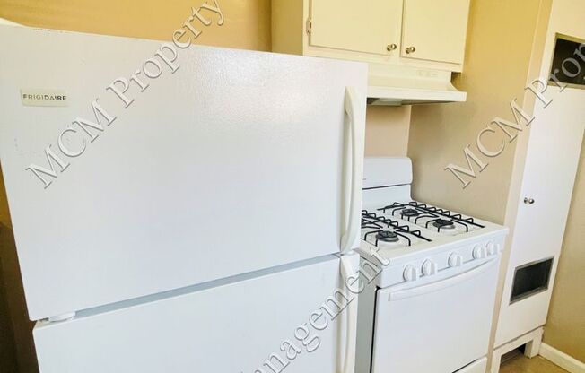 489-6621 Whitsett Ave