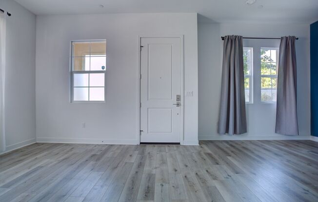 Modern 3-Bedroom Condo with Solar & EV Charging in a Quiet El Monte Community !
