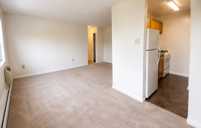 1 bed, 1 bath, 615 sqft, $1,645, Unit 200