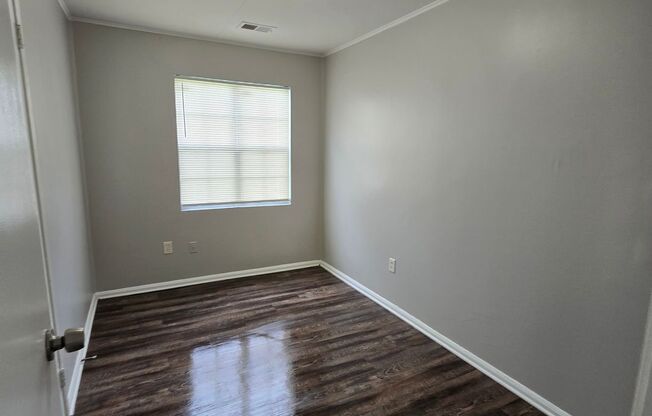 Welcome to 1222 Canfield Ave in Memphis, TN!