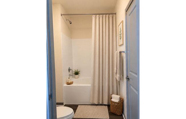 3 beds, 2 baths, 1,150 sqft, $1,802
