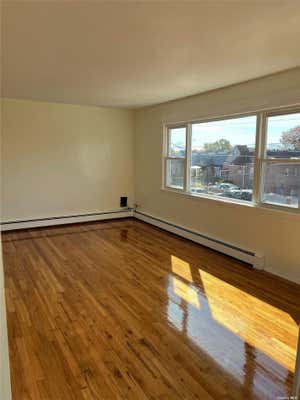 2 beds, 1 bath, $2,700, Unit 2