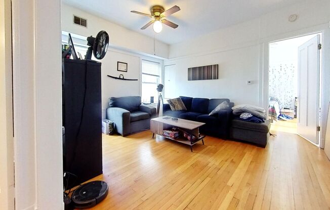 Second Floor Sheridan Park One Bedroom