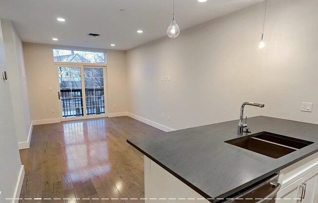 1 bed, 1 bath, $3,500, Unit 411