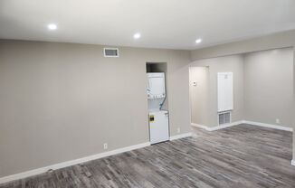 2 beds, 1 bath, $3,350, Unit 1