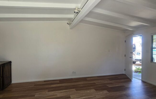 Charming 2 Bedroom, 1 Bath Clairemont Home with Modern Upgrades and Outdoor Oasis