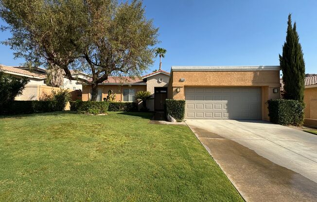 AVAILABLE NOW!!! GORGEOUS 3 Bedroom 2 Bath POOL HOME in La Quinta!!