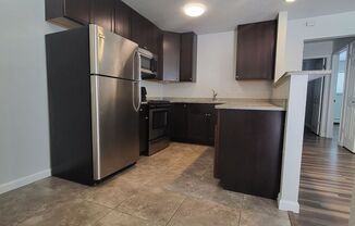 2 beds, 1 bath, 747 sqft, $1,399, Unit 10