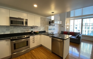 1 bed, 1.5 baths, 817 sqft, $3,800, Unit 702