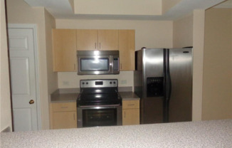 533 NE 3rd Ave