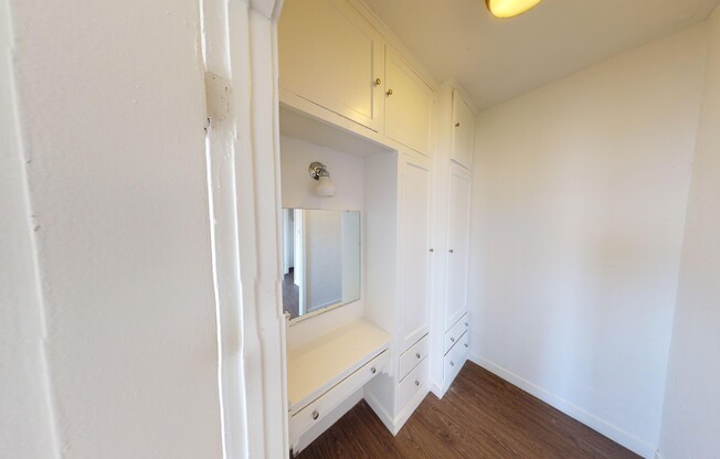 Studio, 1 bath, 400 sqft, $1,550, Unit 503